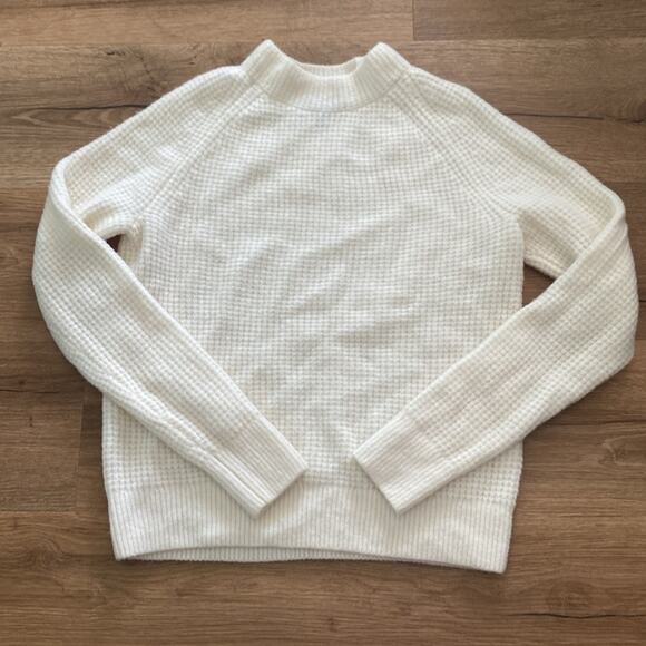 SOLD Banana Republic Aire Waffle Knit Wool Blend Sweater winter White Ivory Sz S - Picture 2 of 8